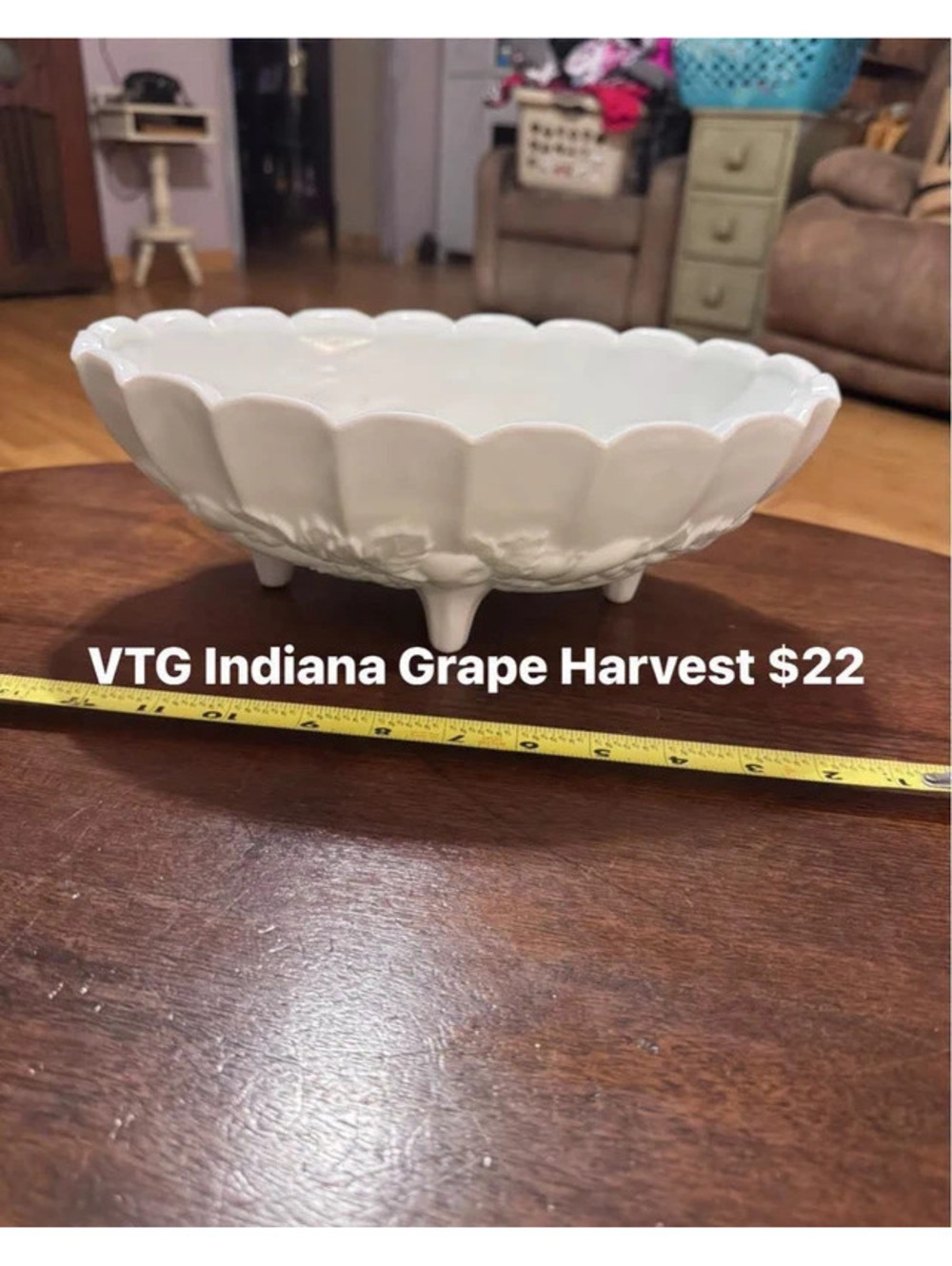 Vintage Indiana Glass Grape Harvest bowl